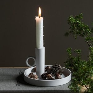 Ljusgrå keramikljusstake