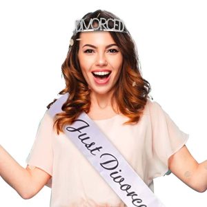 Divorced Tiara & Ordensband