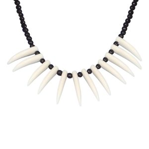 Halsband med Långa Tänder - One size